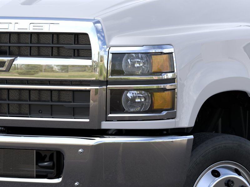 2025 Chevrolet Silverado 6500 HD Work Truck