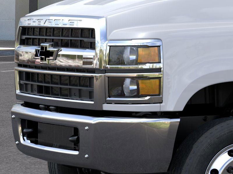 2025 Chevrolet Silverado 6500 HD Work Truck