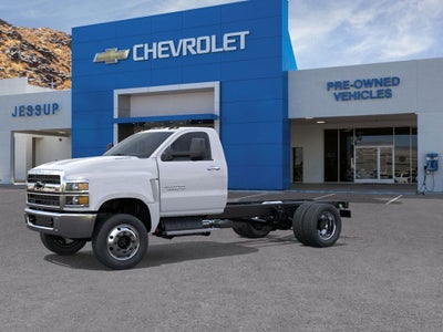 2025 Chevrolet Silverado 6500 HD Work Truck