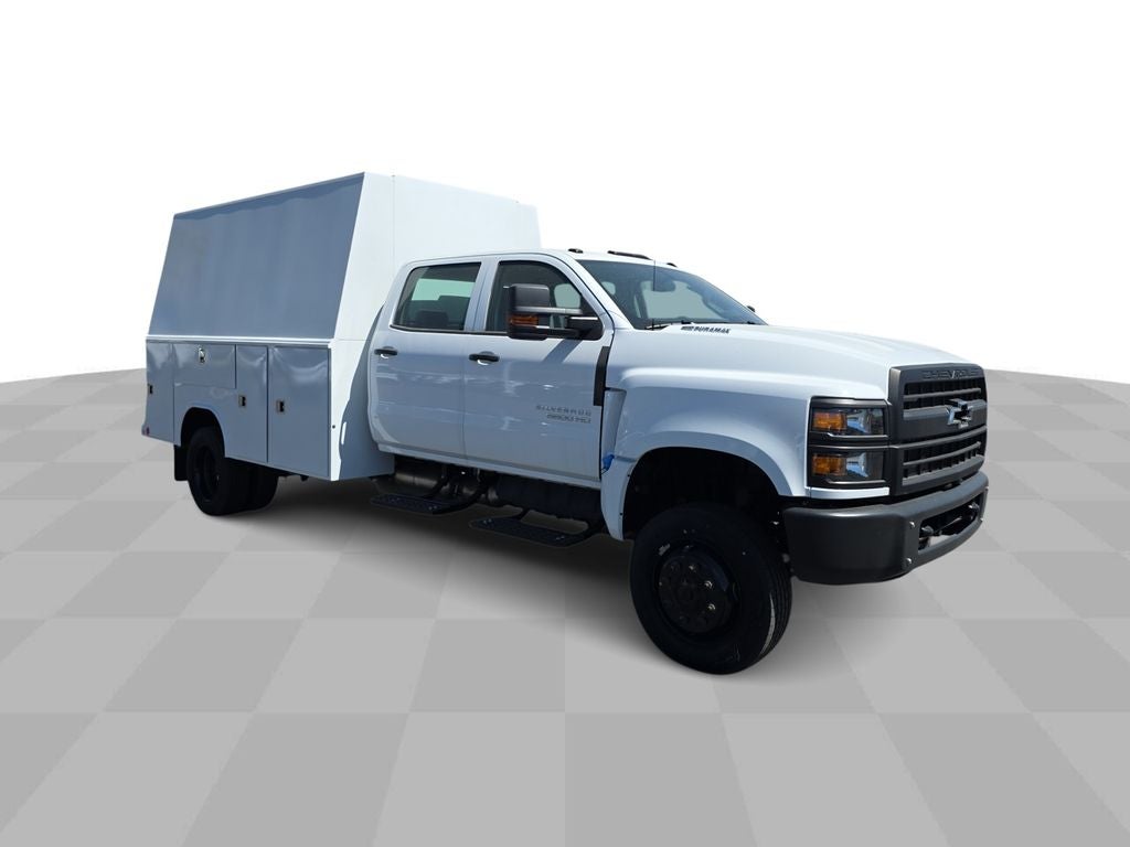2024 Chevrolet Silverado 5500 HD Work Truck