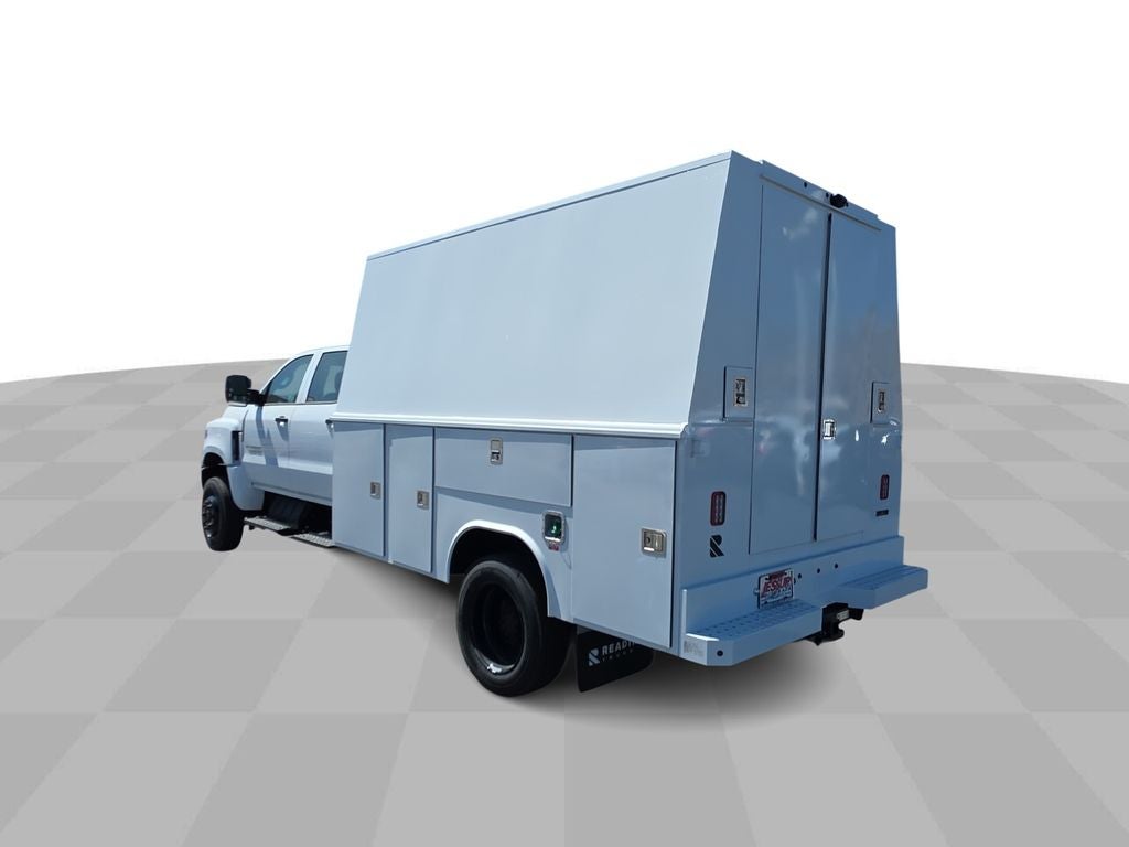 2024 Chevrolet Silverado 5500 HD Work Truck