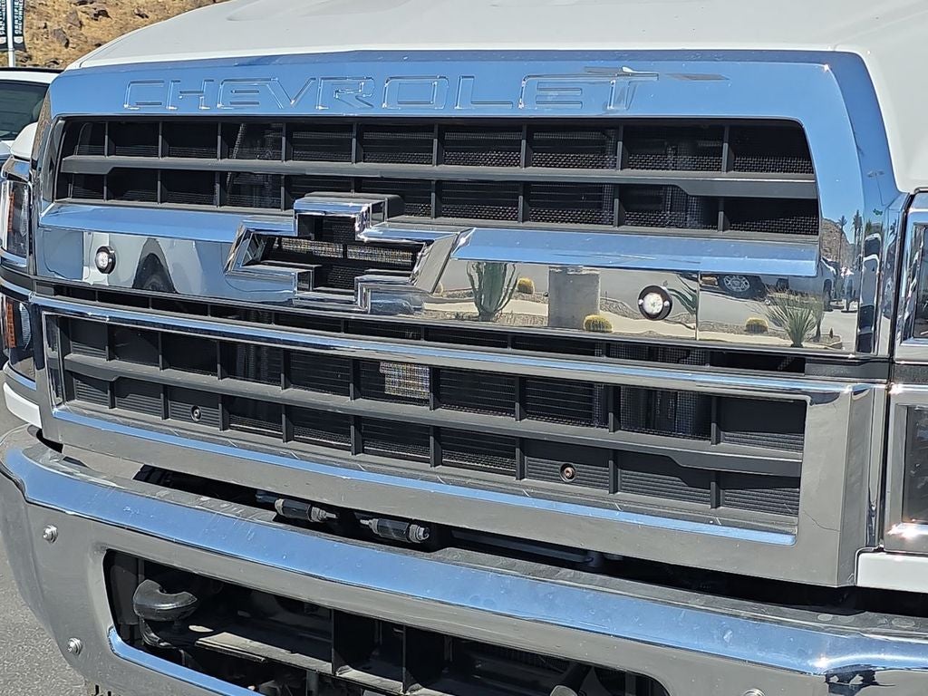 2024 Chevrolet Silverado 5500 HD Work Truck