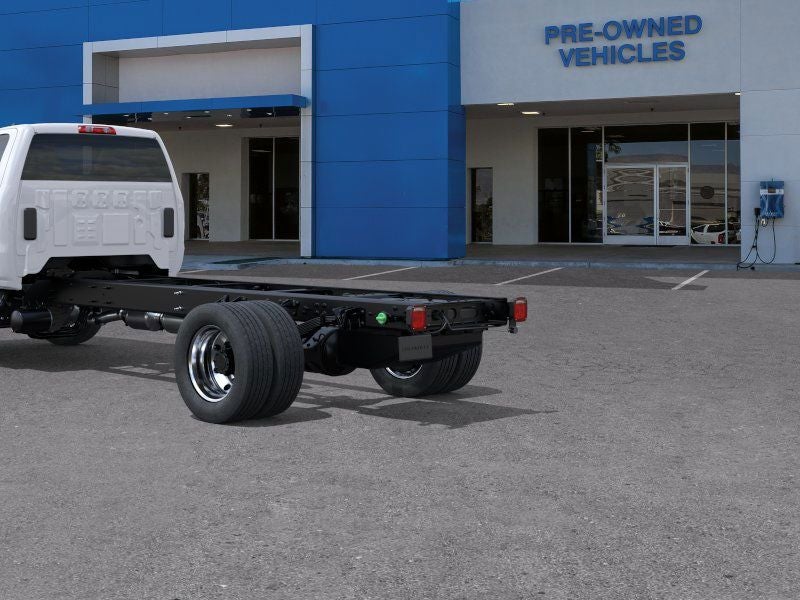 2025 Chevrolet Silverado 5500 HD Work Truck