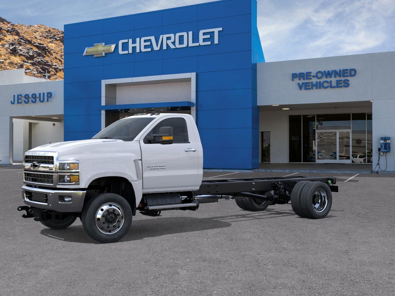 2025 Chevrolet Silverado 5500 HD Work Truck