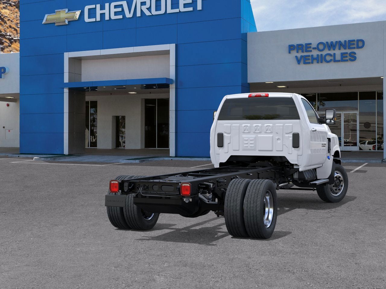 2025 Chevrolet Silverado 5500 HD Work Truck