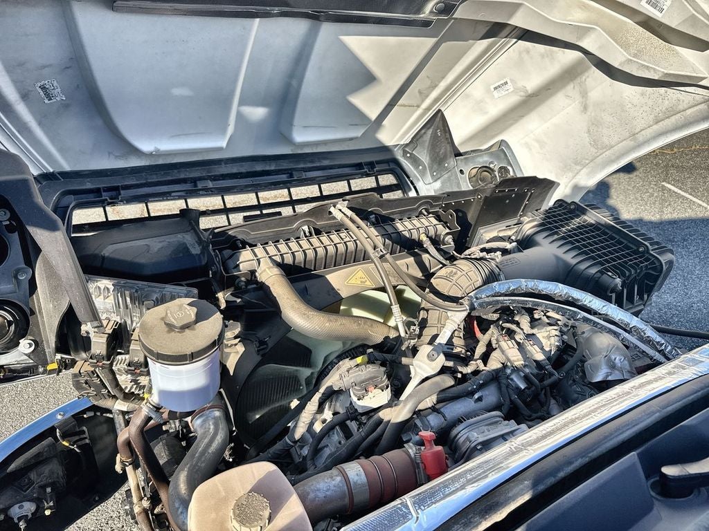 2024 Chevrolet Silverado 5500 HD Work Truck