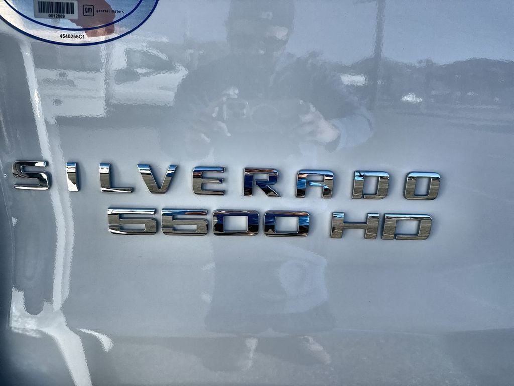 2024 Chevrolet Silverado 5500 HD Work Truck
