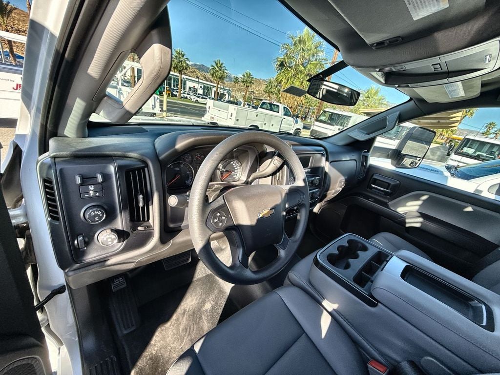 2024 Chevrolet Silverado 5500 HD Work Truck