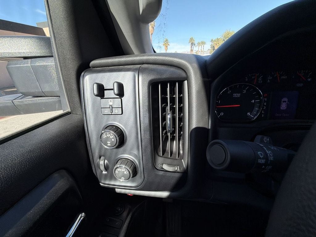 2024 Chevrolet Silverado 5500 HD Work Truck