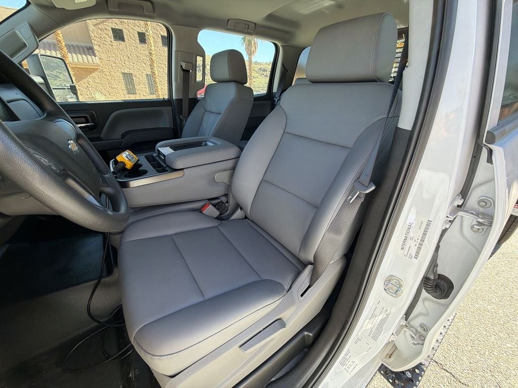 2024 Chevrolet Silverado 5500 HD Work Truck