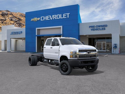 2025 Chevrolet Silverado 4500 HD Work Truck