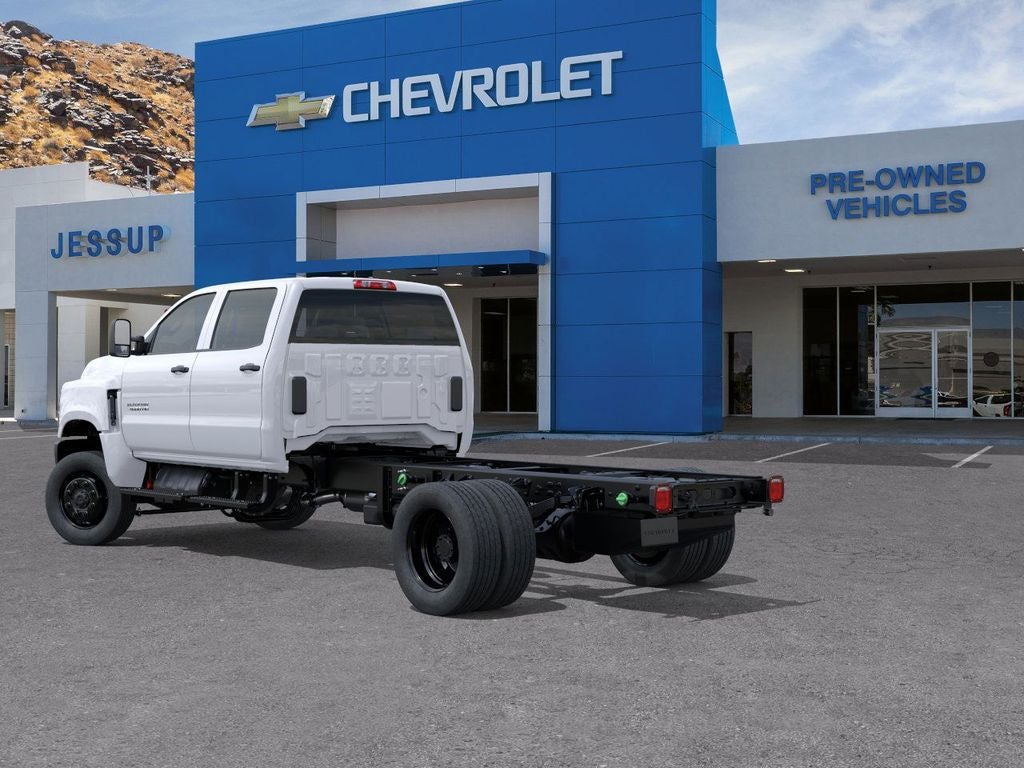 2025 Chevrolet Silverado 4500 HD Work Truck