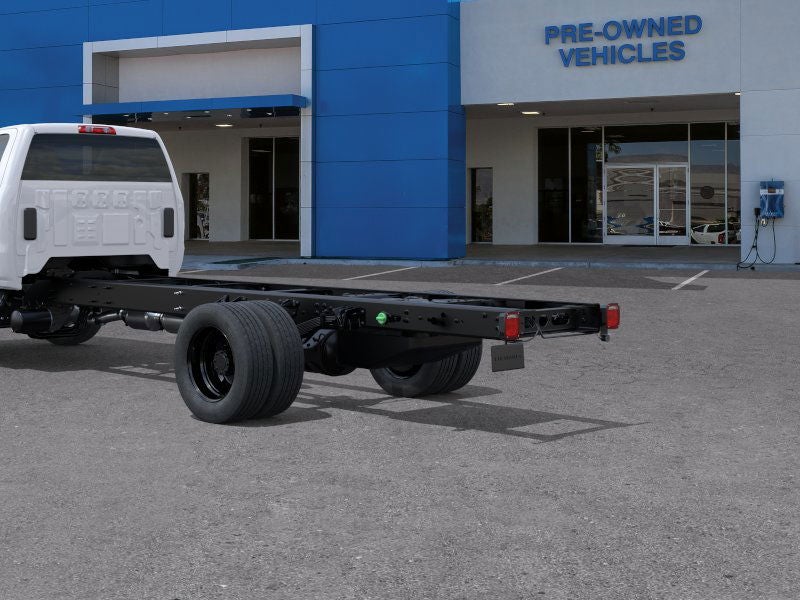 2025 Chevrolet Silverado 5500 HD Work Truck