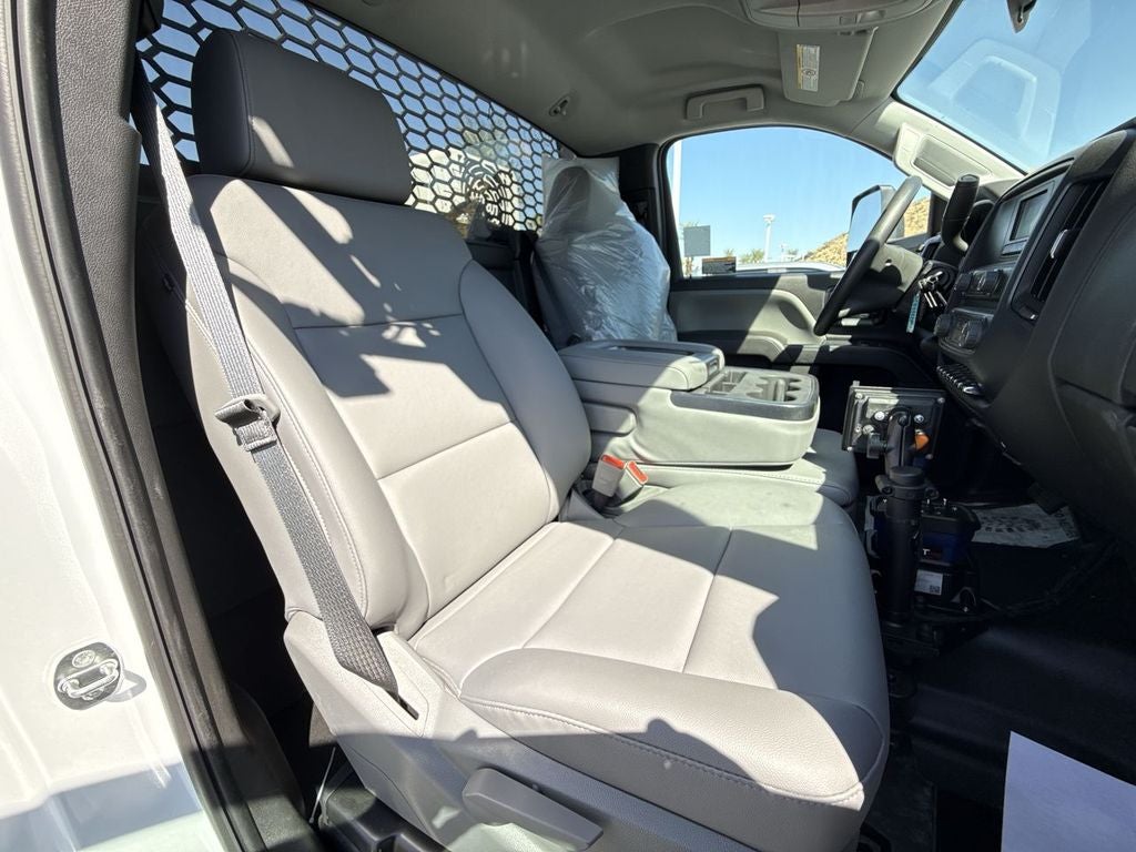 2024 Chevrolet Silverado 6500 HD Work Truck