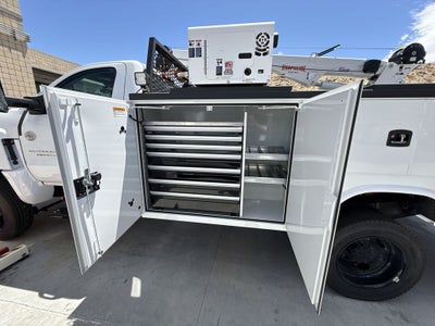 2024 Chevrolet Silverado 6500 HD Work Truck