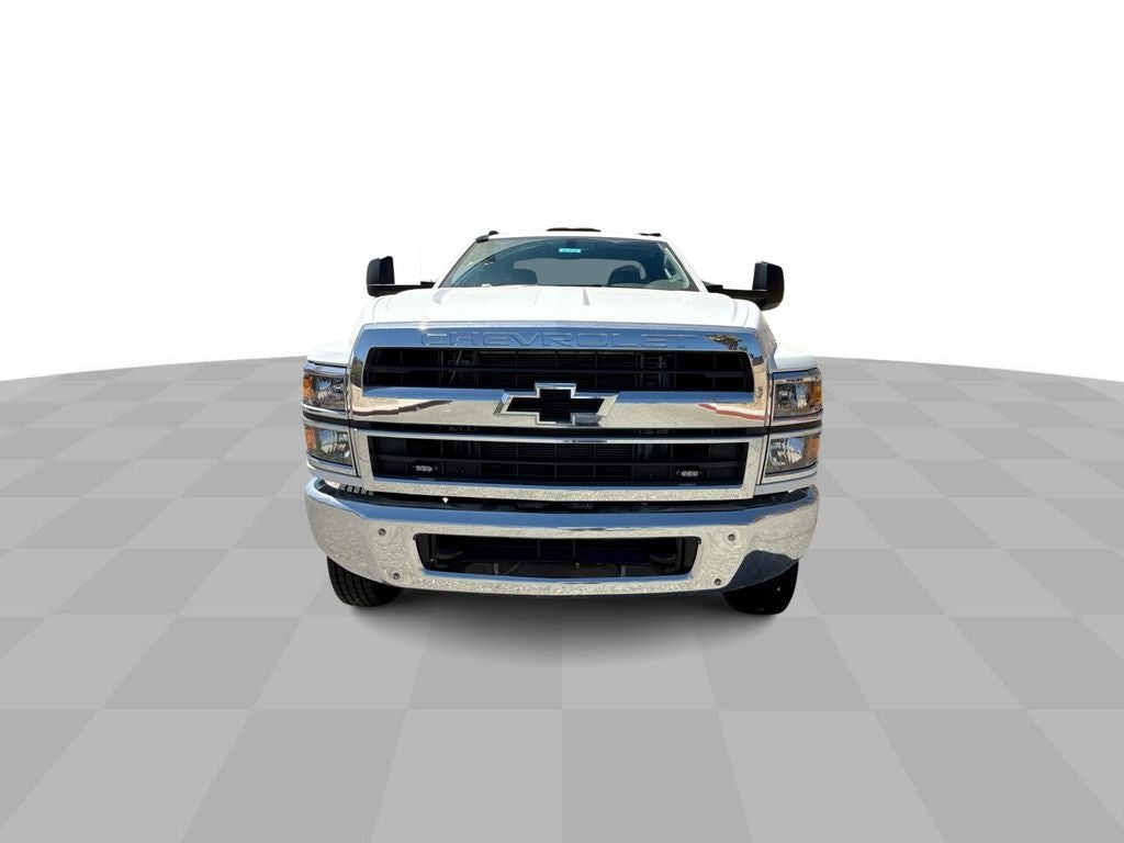2024 Chevrolet Silverado 6500 HD Work Truck
