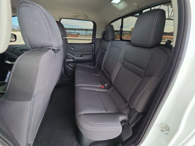 2024 Nissan Frontier Crew Cab Long Bed SV 4x2