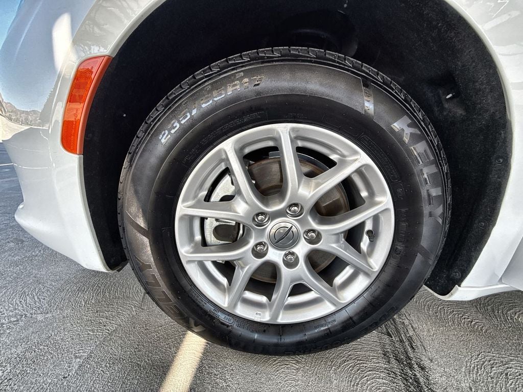 2024 Chrysler Voyager LX