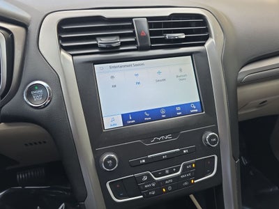 2020 Ford Fusion Hybrid SE