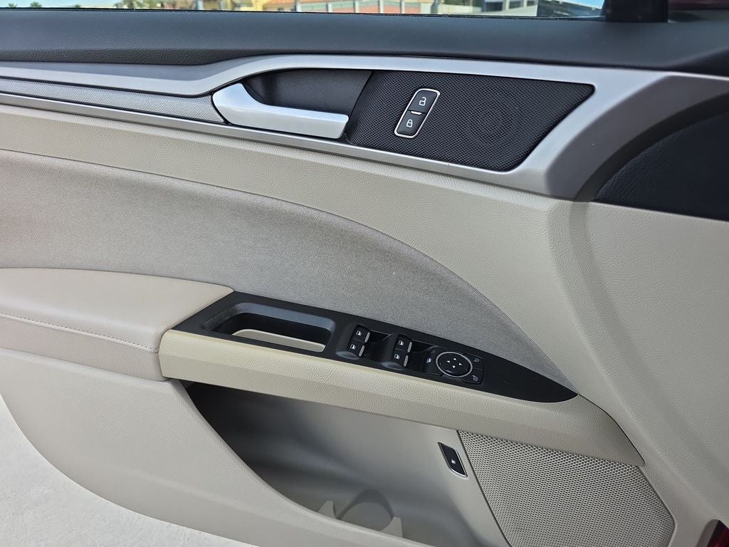 2020 Ford Fusion Hybrid SE