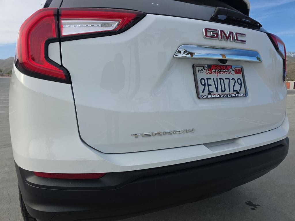 2023 GMC Terrain SLE