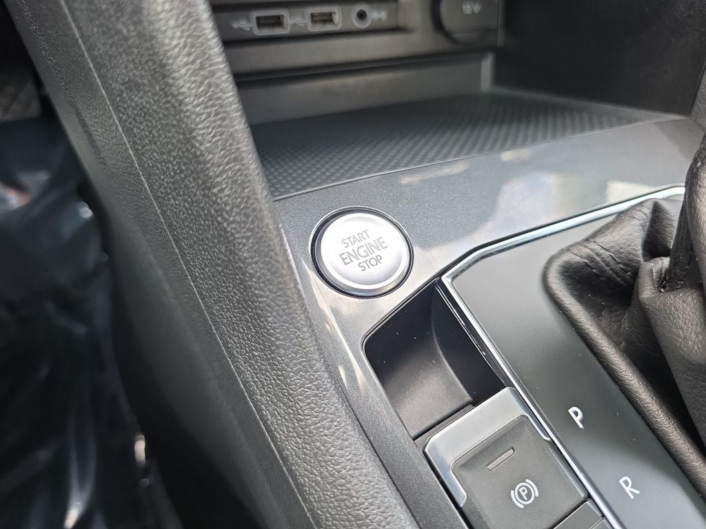 2019 Volkswagen Tiguan 2.0T SE