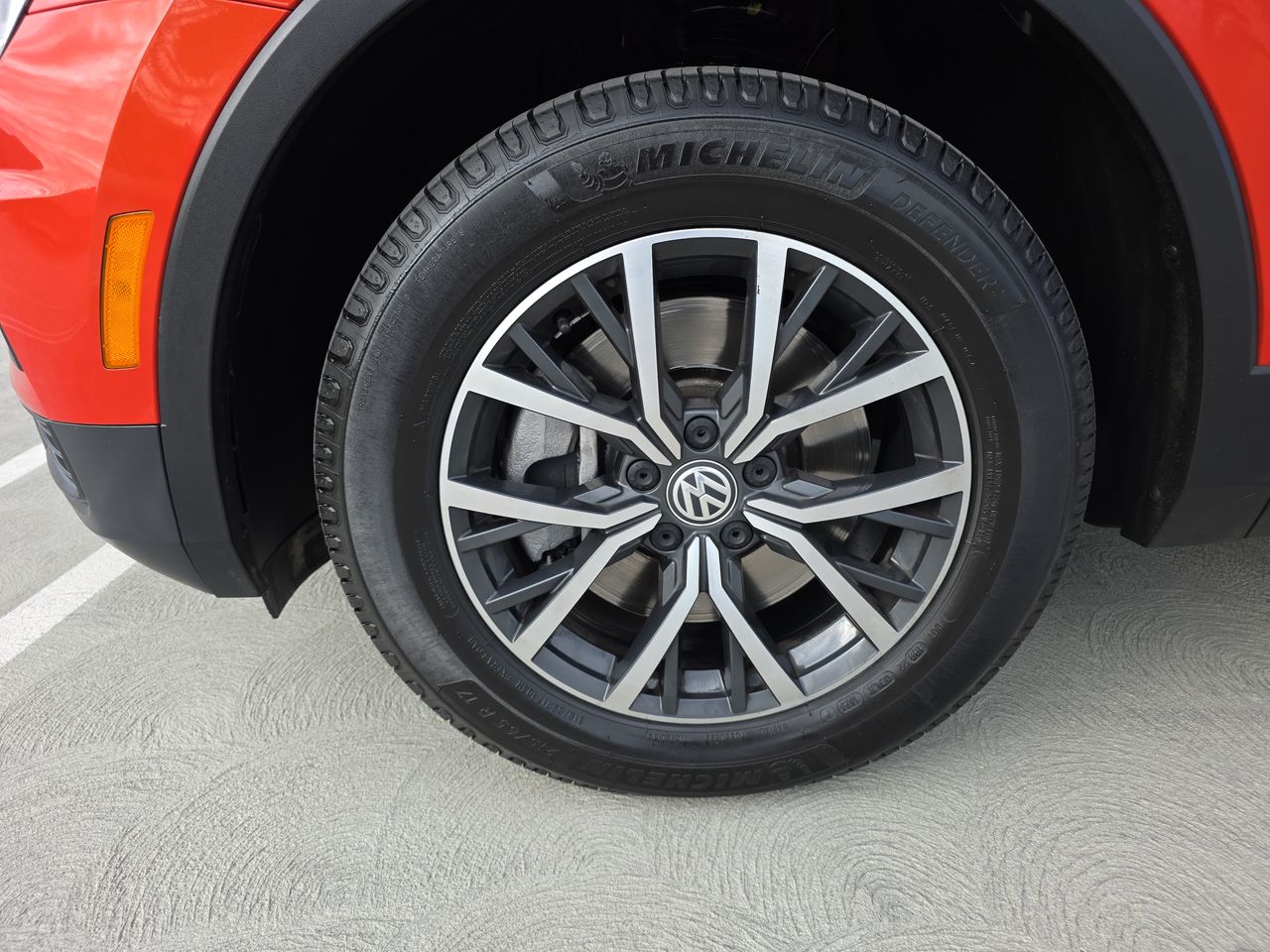 2019 Volkswagen Tiguan 2.0T SE