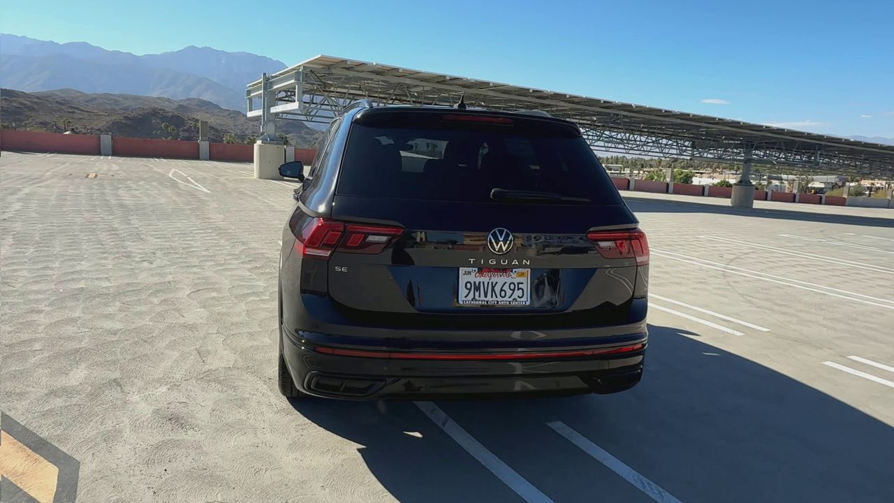 2024 Volkswagen Tiguan SE R-Line Black