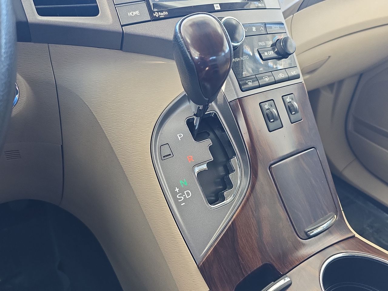 2015 Toyota Venza XLE V6