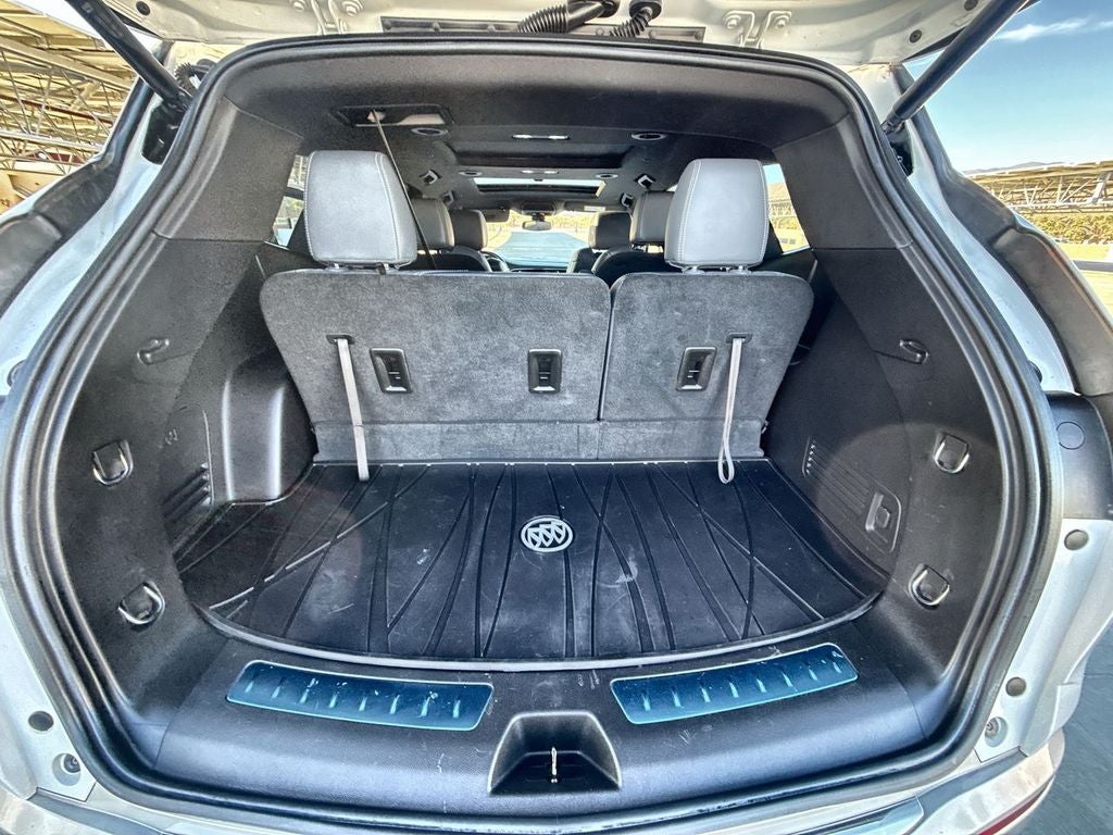 2022 Buick Enclave Essence