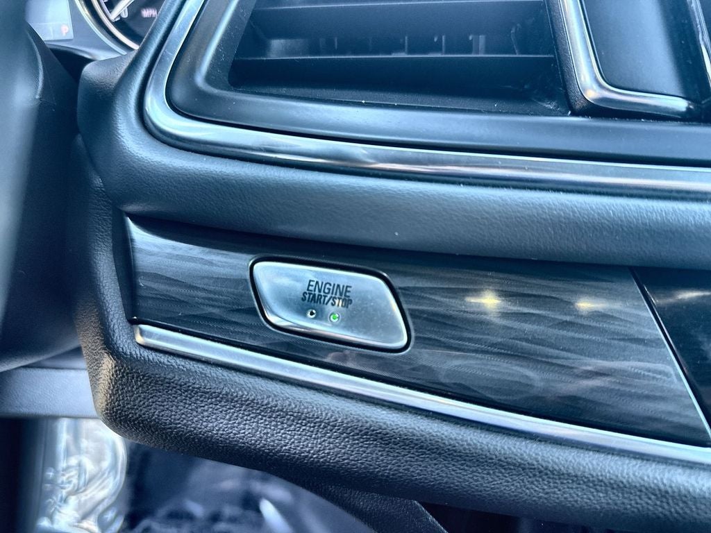 2022 Buick Enclave Essence