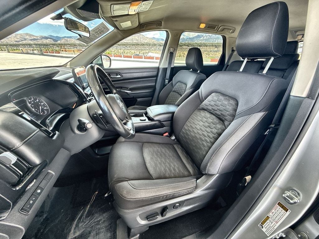 2022 Nissan Pathfinder SV 4WD