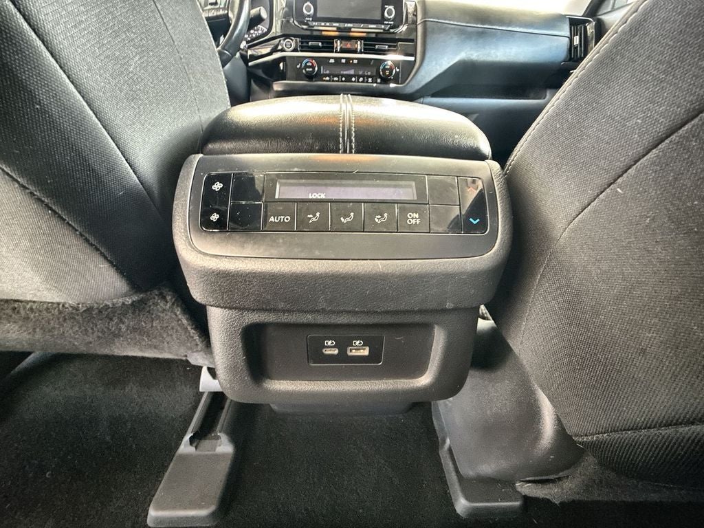 2022 Nissan Pathfinder SV 4WD