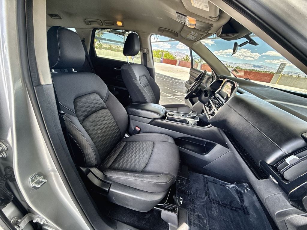 2022 Nissan Pathfinder SV 4WD