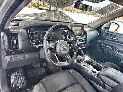 2022 Nissan Pathfinder SV 4WD