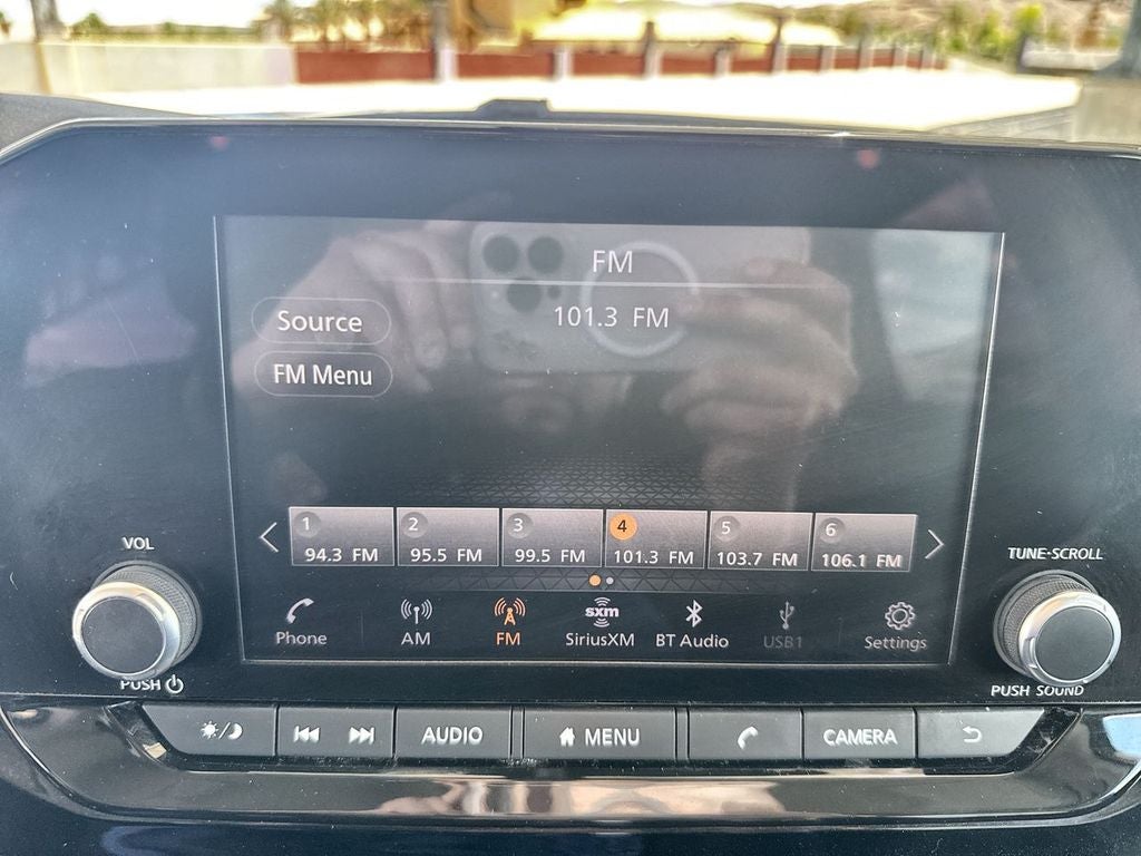 2022 Nissan Pathfinder SV 4WD