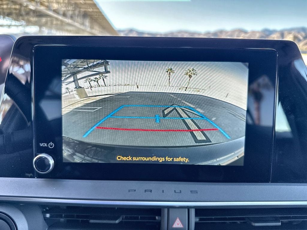 2025 Toyota Prius LE