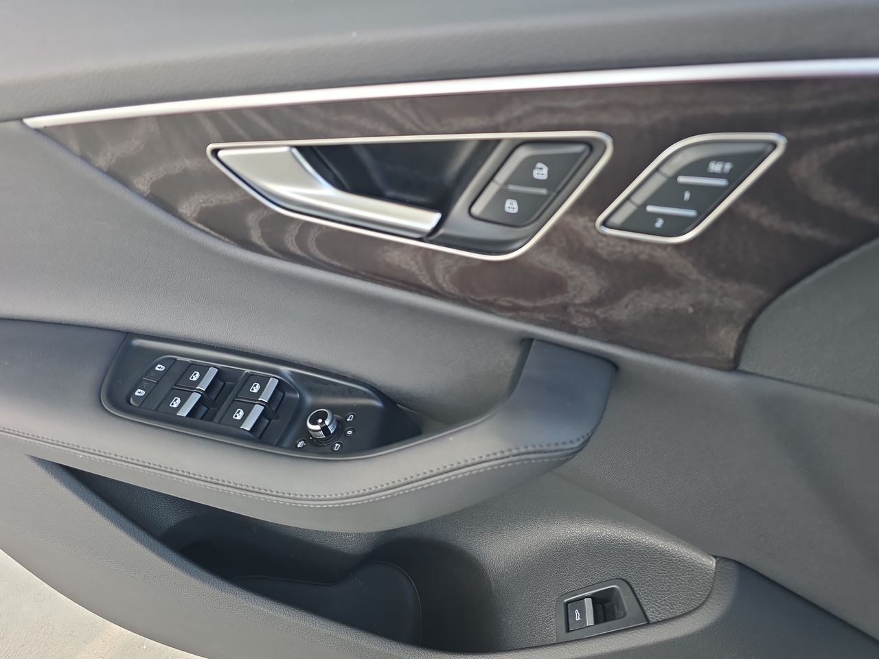 2023 Audi Q7 Premium Plus 45 TFSI quattro Tiptronic