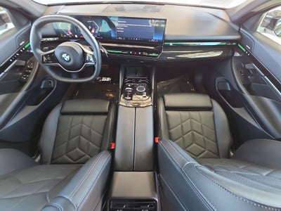 2025 BMW 5 Series 530i