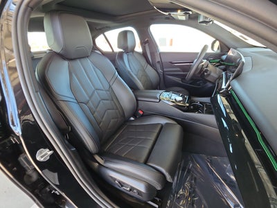 2025 BMW 5 Series 530i