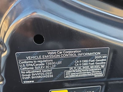 2025 Volvo XC60 B5 Ultra