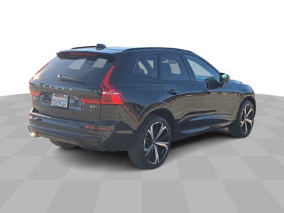 2025 Volvo XC60 B5 Ultra