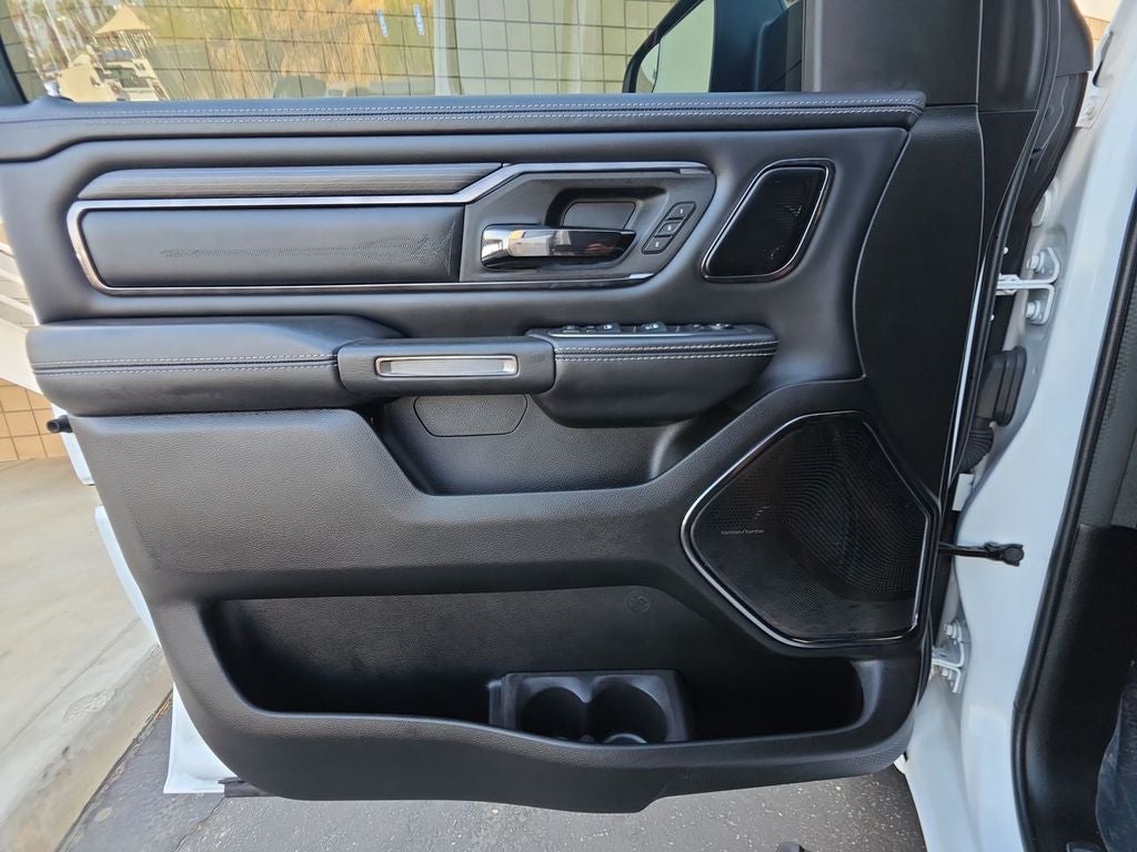 2023 RAM 1500 Limited Crew Cab 4x4 5'7" Box