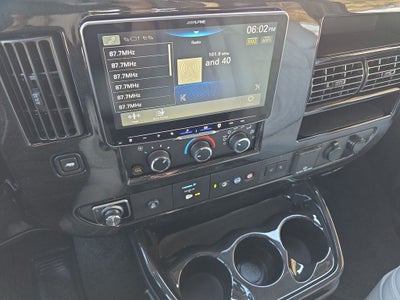 2025 Chevrolet Express Cargo WT