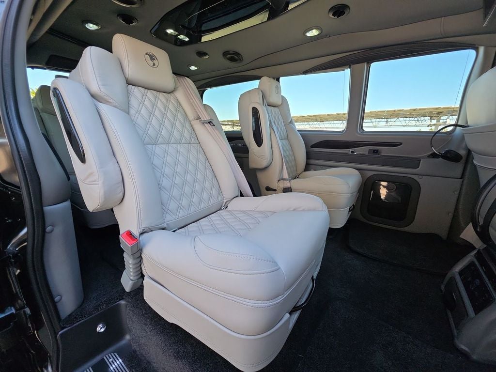 2025 Chevrolet Express Cargo WT