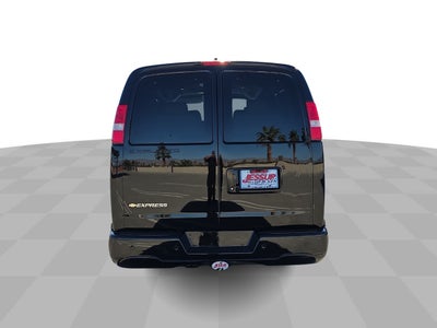 2025 Chevrolet Express Cargo WT