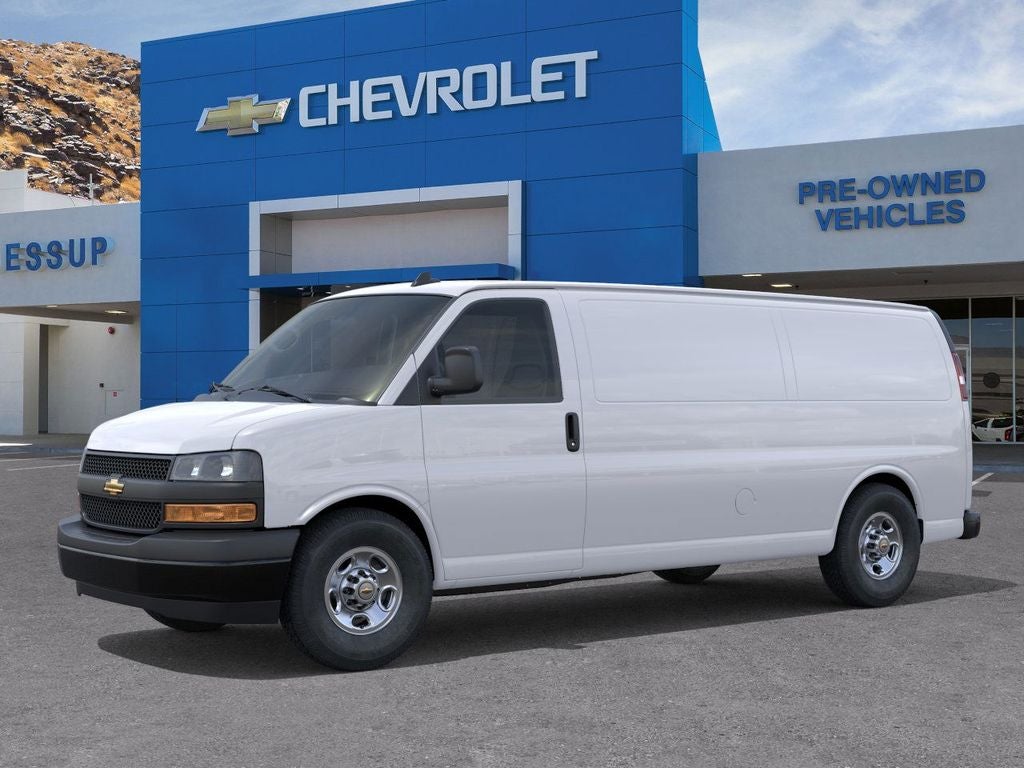 2025 Chevrolet Express Cargo WT