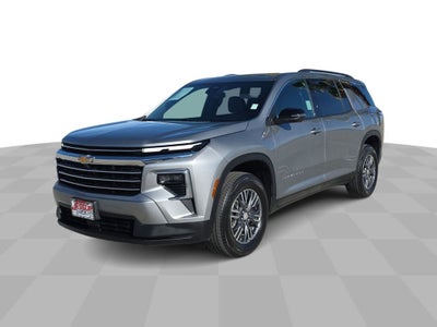 2025 Chevrolet Traverse LT