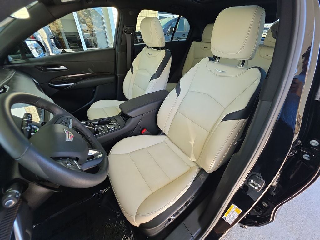 2023 Cadillac XT4 Sport