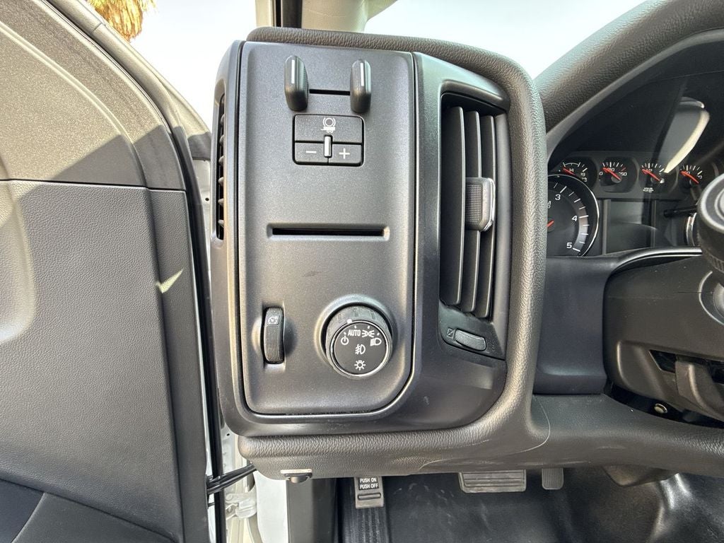 2024 Chevrolet Silverado 5500 HD Work Truck